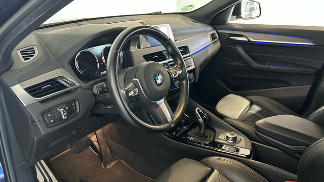 BMW X2 sDrive18i color Azul. Año 2018. 103KW(140CV). Gasolina. En concesionario BYmyCAR Madrid - Alcalá de Madrid