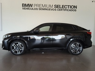 Fotos de BMW X2 xDrive20d color Negro. Año 2025. 120KW(163CV). Híbrido Electro/Diesel. En concesionario Albamocion S.L. ALBACETE de Albacete