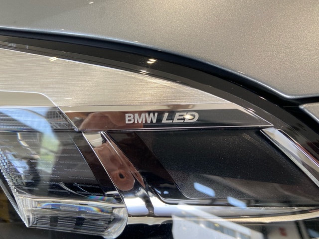BMW Serie 1 118i color Gris. Año 2024. 103KW(140CV). Gasolina. En concesionario Automotor Premium Viso - Málaga de Málaga