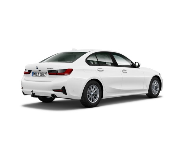 BMW Serie 3 320d color Blanco. Año 2019. 140KW(190CV). Diésel. En concesionario Movilnorte El Plantio de Madrid