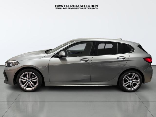 BMW Serie 1 118d color Gris. Año 2024. 110KW(150CV). Diésel. En concesionario Automotor Costa, S.L.U. de Almería