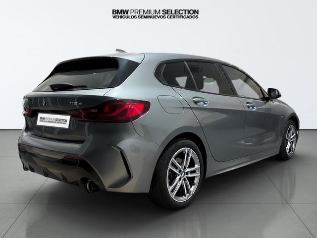 BMW Serie 1 118d color Gris. Año 2024. 110KW(150CV). Diésel. En concesionario Automotor Costa, S.L.U. de Almería