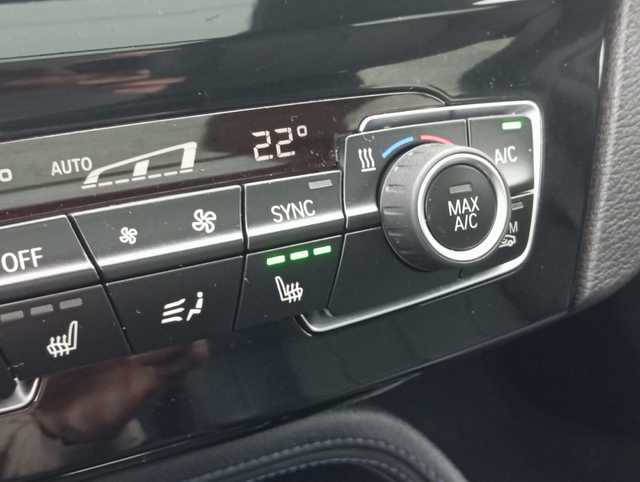 BMW X1 sDrive20d color Negro. Año 2021. 140KW(190CV). Diésel. En concesionario Augusta Aragon S.A. de Zaragoza