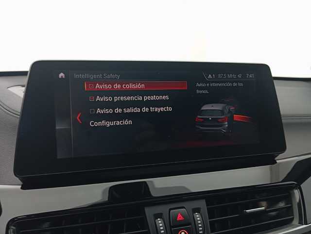 BMW X1 sDrive20d color Negro. Año 2021. 140KW(190CV). Diésel. En concesionario Augusta Aragon S.A. de Zaragoza