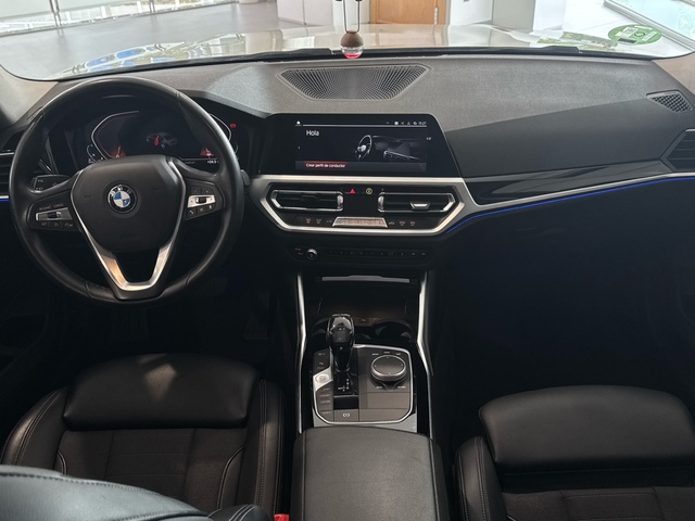 BMW Serie 3 318d color Blanco. Año 2020. 110KW(150CV). Diésel. En concesionario Motor Gorbea de Álava