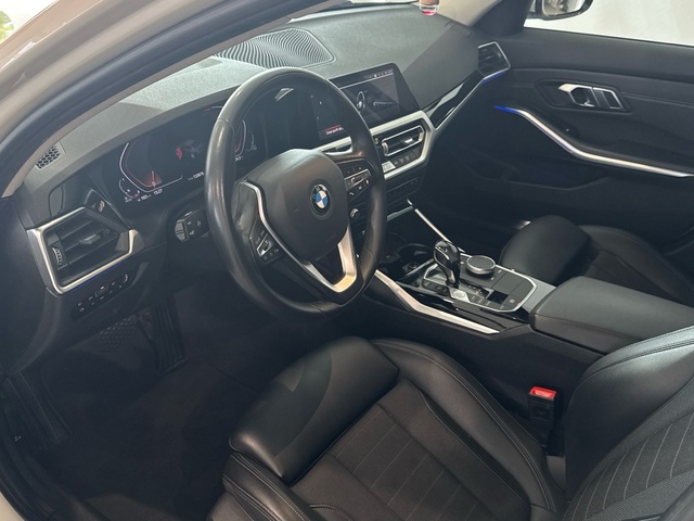BMW Serie 3 318d color Blanco. Año 2020. 110KW(150CV). Diésel. En concesionario Motor Gorbea de Álava