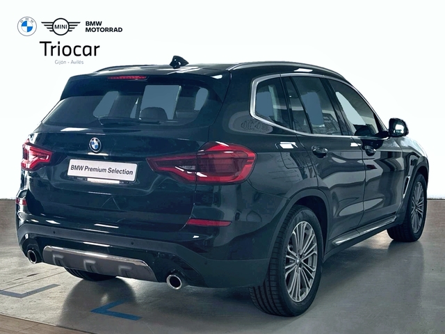 BMW X3 xDrive20d color Negro. Año 2021. 140KW(190CV). Diésel. En concesionario Triocar Gijón (Bmw y Mini) de Asturias