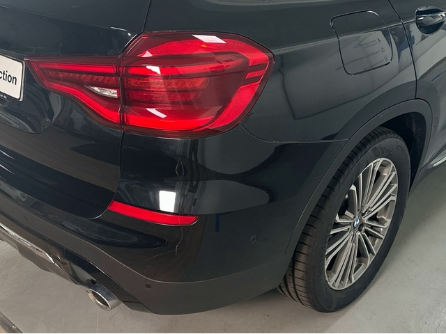 BMW X3 xDrive20d color Negro. Año 2021. 140KW(190CV). Diésel. En concesionario Triocar Gijón (Bmw y Mini) de Asturias