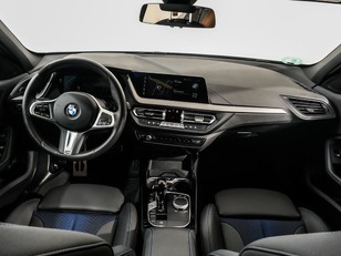 BMW Serie 1 118d color Gris. Año 2024. 110KW(150CV). Diésel. En concesionario Oliva Motor Tarragona de Tarragona