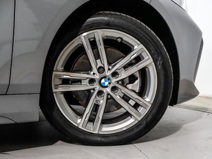 BMW Serie 1 118d color Gris. Año 2024. 110KW(150CV). Diésel. En concesionario Oliva Motor Tarragona de Tarragona