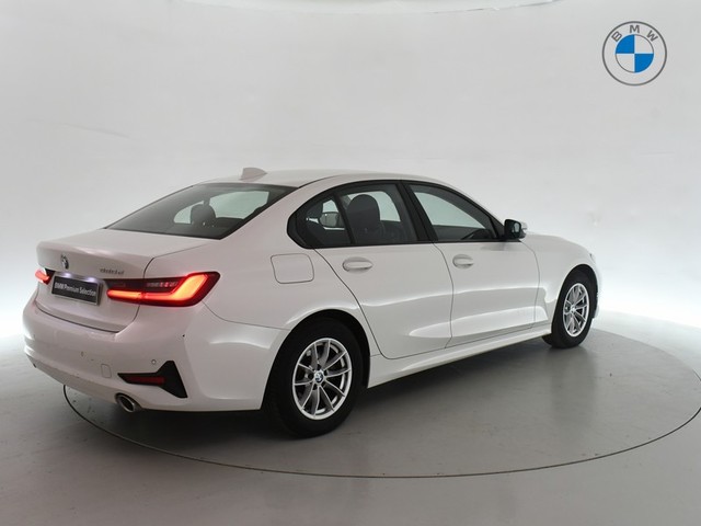 BMW Serie 3 320d color Blanco. Año 2021. 140KW(190CV). Diésel. En concesionario BYmyCAR Madrid - Alcalá de Madrid