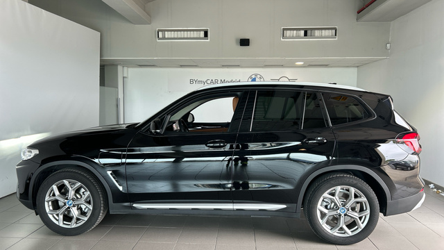 fotoG 2 del BMW X3 xDrive30e xLine 215 kW (292 CV) 292cv Híbrido Electro/Gasolina del 2024 en Madrid