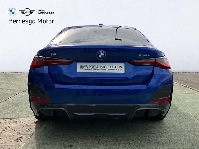 BMW i4 eDrive40 color Azul. Año 2023. 250KW(340CV). Eléctrico. En concesionario Bernesga Motor León (Bmw y Mini) de León