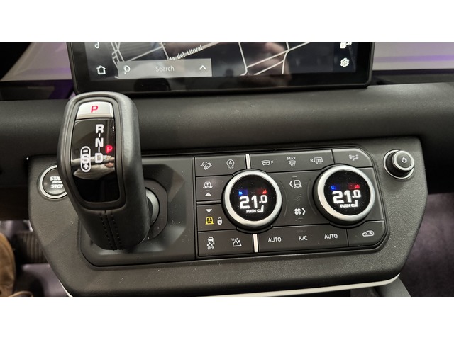 Land Rover Defender 110 D240 SD4 Auto 4WD 177 kW (240 CV)