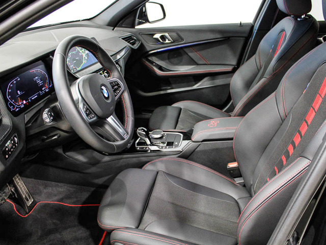 BMW Serie 1 128ti color Negro. Año 2023. 195KW(265CV). Gasolina. En concesionario Barcelona Premium -- GRAN VIA de Barcelona