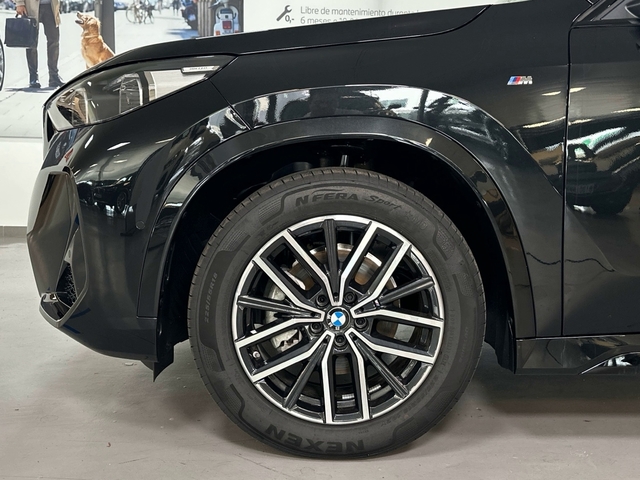 BMW X1 sDrive20d color Negro. Año 2025. 120KW(163CV). Diésel. En concesionario Triocar Gijón (Bmw y Mini) de Asturias