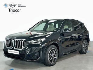 Fotos de BMW X1 sDrive20d color Negro. Año 2025. 120KW(163CV). Diésel. En concesionario Triocar Gijón (Bmw y Mini) de Asturias