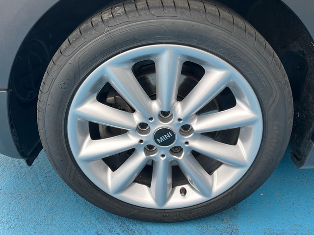 fotoG 12 del MINI MINI Clubman Cooper 100 kW (136 CV) 136cv Gasolina del 2021 en Cantabria