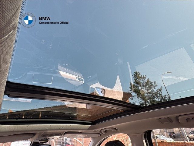 BMW X1 sDrive18d color Naranja. Año 2021. 110KW(150CV). Diésel. En concesionario BMW Avilcar Ávila de Ávila
