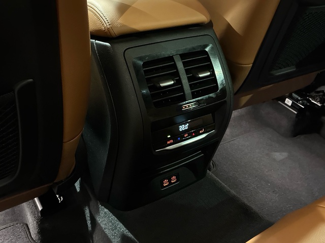 BMW X3 xDrive20d color Azul. Año 2021. 140KW(190CV). Diésel. En concesionario BMW Marcos Automoción de Valencia