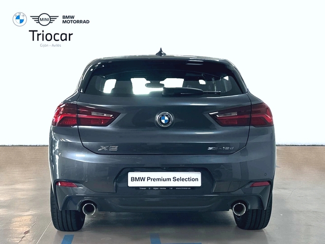 BMW X2 sDrive18d color Gris. Año 2021. 110KW(150CV). Diésel. En concesionario Triocar Gijón (Bmw y Mini) de Asturias