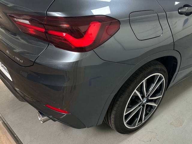 BMW X2 sDrive18d color Gris. Año 2021. 110KW(150CV). Diésel. En concesionario Triocar Gijón (Bmw y Mini) de Asturias