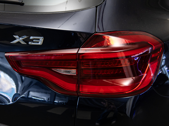 BMW X3 xDrive20d color Negro. Año 2017. 140KW(190CV). Diésel. En concesionario BMW Fuenteolid Valladolid de Valladolid