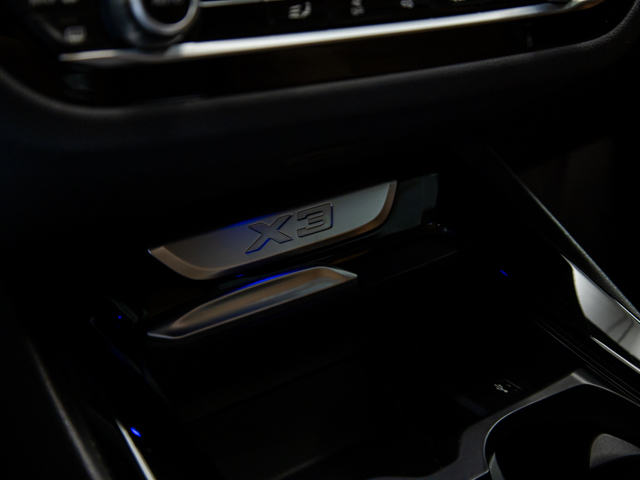 BMW X3 xDrive20d color Negro. Año 2017. 140KW(190CV). Diésel. En concesionario BMW Fuenteolid Valladolid de Valladolid