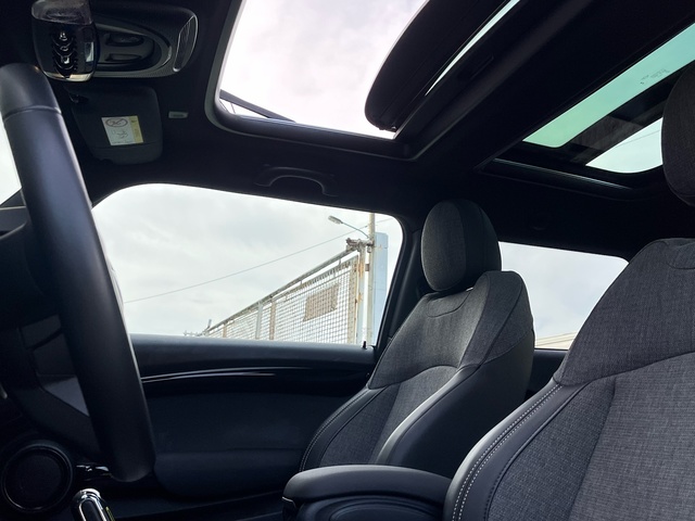 fotoG 22 del MINI MINI 3 Puertas Cooper SE 135 kW (184 CV) 184cv Eléctrico del 2022 en Pontevedra