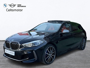 Fotos de BMW Serie 1 M135i color Negro. Año 2021. 225KW(306CV). Gasolina. En concesionario Celtamotor Vigo de Pontevedra