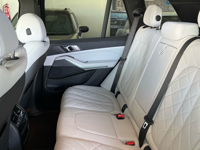 Foto 9 BMW X5 xDrive30d 210 kW (286 CV)