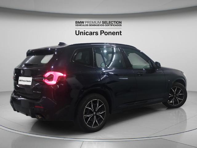 BMW X3 xDrive20d color Negro. Año 2022. 140KW(190CV). Diésel. En concesionario Unicars Ponent de Lleida