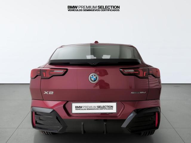 BMW X2 sDrive18d color Rojo. Año 2024. 110KW(150CV). Diésel. En concesionario Automotor Premium Marbella - Málaga de Málaga