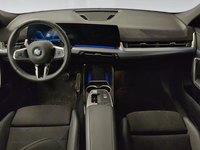 BMW X2 sDrive18d color Rojo. Año 2024. 110KW(150CV). Diésel. En concesionario Automotor Premium Marbella - Málaga de Málaga