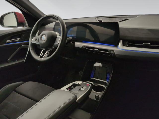BMW X2 sDrive18d color Rojo. Año 2024. 110KW(150CV). Diésel. En concesionario Automotor Premium Marbella - Málaga de Málaga
