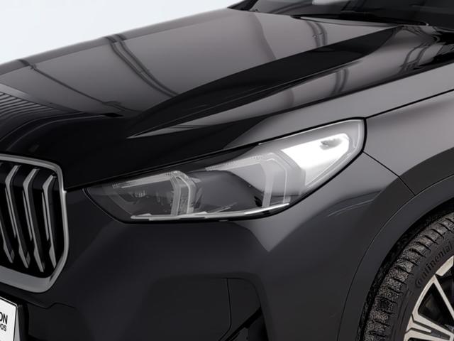BMW X1 sDrive20i color Negro. Año 2023. 125KW(170CV). Híbrido Electro/Gasolina. En concesionario Automotor Premium Velázquez - Málaga de Málaga
