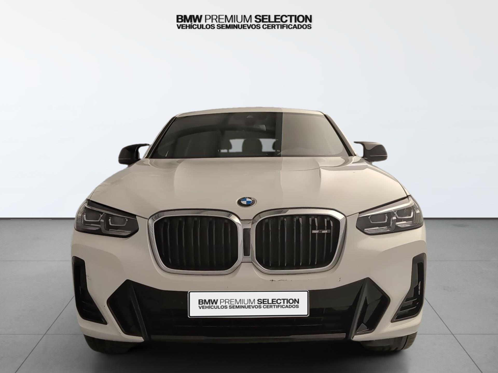 BMW X4 M40d color Blanco. Año 2024. 250KW(340CV). Diésel. En concesionario Automotor Premium Viso - Málaga de Málaga