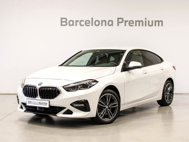 BMW Serie 2 218d Gran Coupe color Blanco. Año 2024. 110KW(150CV). Diésel. En concesionario Barcelona Premium -- GRAN VIA de Barcelona