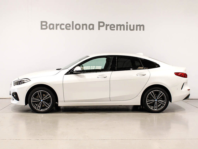 BMW Serie 2 218d Gran Coupe color Blanco. Año 2024. 110KW(150CV). Diésel. En concesionario Barcelona Premium -- GRAN VIA de Barcelona