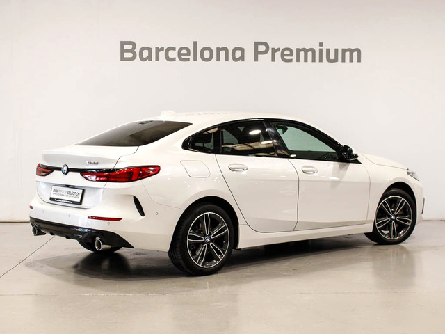 BMW Serie 2 218d Gran Coupe color Blanco. Año 2024. 110KW(150CV). Diésel. En concesionario Barcelona Premium -- GRAN VIA de Barcelona