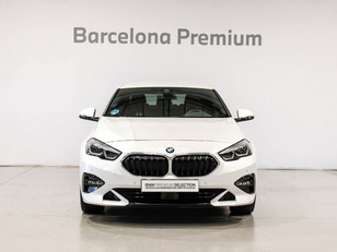 Fotos de BMW Serie 2 218d Gran Coupe color Blanco. Año 2024. 110KW(150CV). Diésel. En concesionario Barcelona Premium -- GRAN VIA de Barcelona