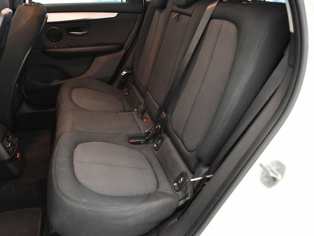 BMW Serie 2 216d Active Tourer color Blanco. Año 2021. 85KW(116CV). Diésel. En concesionario BYmyCAR Madrid - Alcalá de Madrid