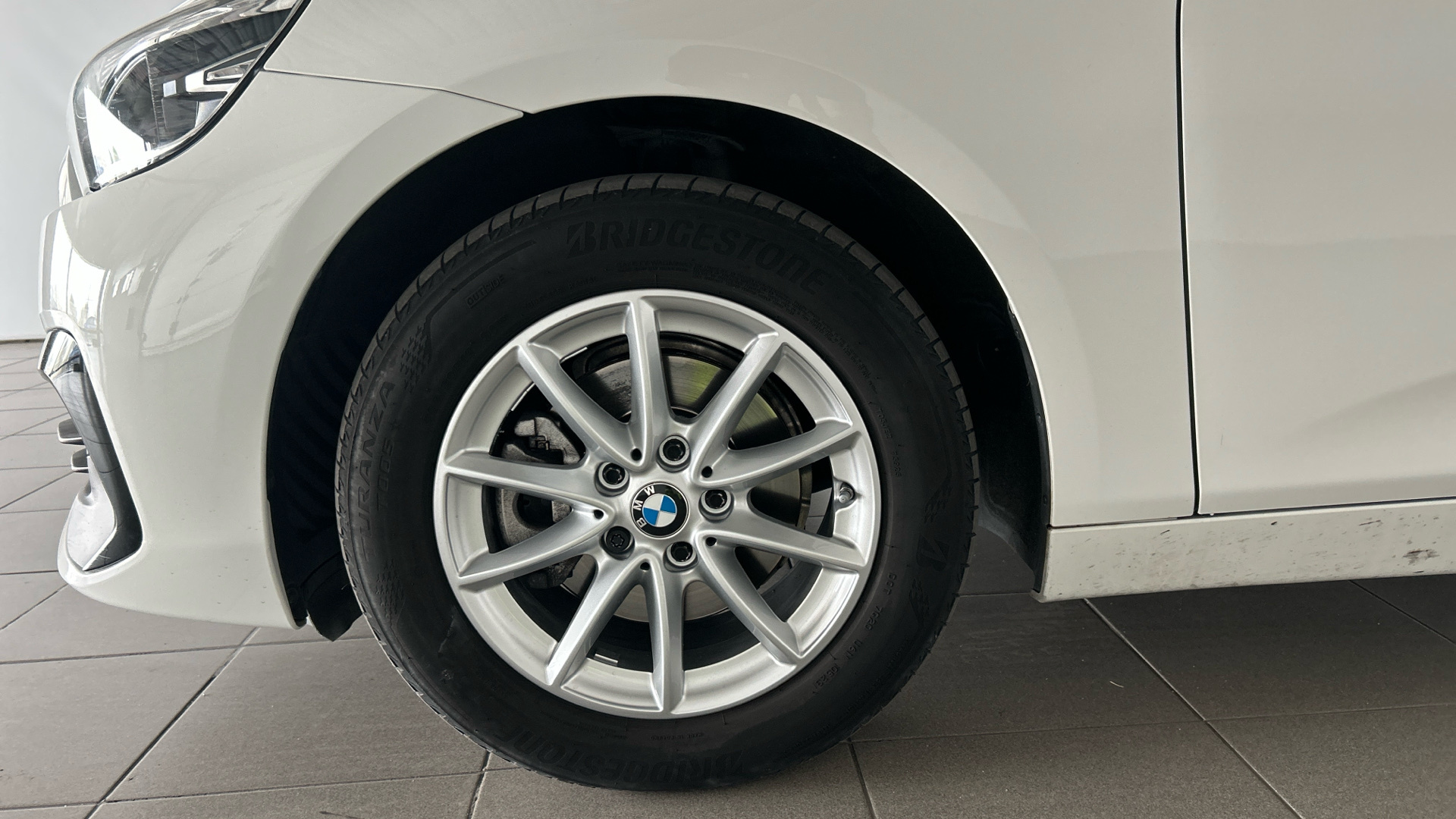 BMW Serie 2 216d Active Tourer color Blanco. Año 2021. 85KW(116CV). Diésel. En concesionario BYmyCAR Madrid - Alcalá de Madrid