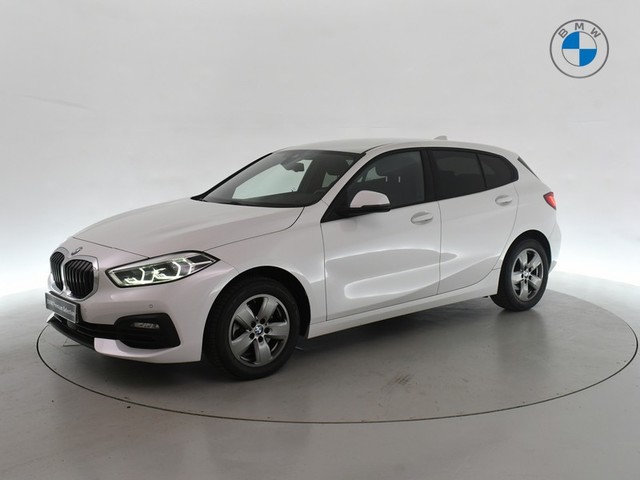 BMW Serie 1 116d color Blanco. Año 2021. 85KW(116CV). Diésel. En concesionario BYmyCAR Madrid - Alcalá de Madrid