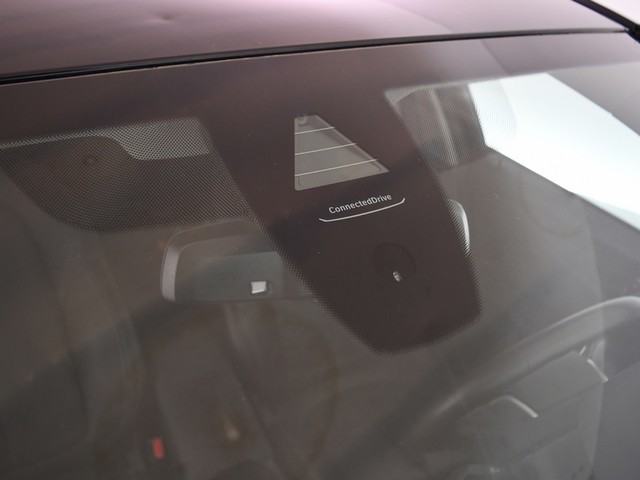BMW Serie 1 120d color Negro. Año 2022. 140KW(190CV). Diésel. En concesionario BYmyCAR Madrid - Alcalá de Madrid