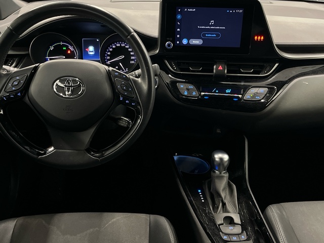 Toyota C-HR 1.8 125H Advance 90 kW (122 CV)