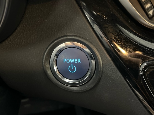 Toyota C-HR 1.8 125H Advance 90 kW (122 CV)