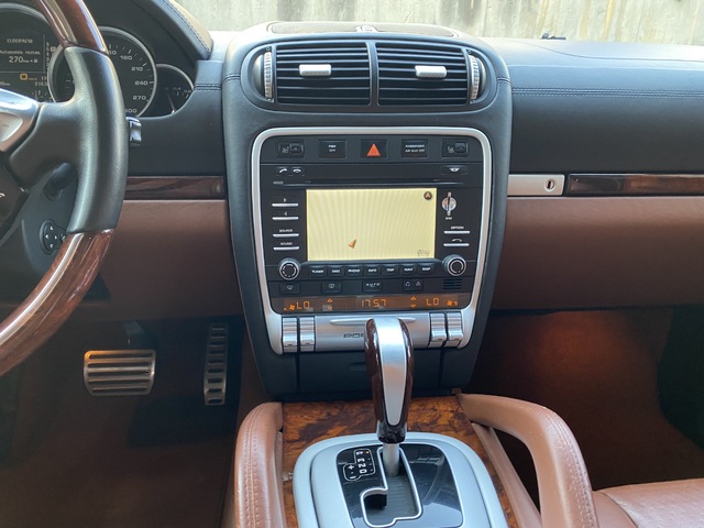 Porsche Cayenne V8 Turbo Tiptronic 368 kW (500 CV)