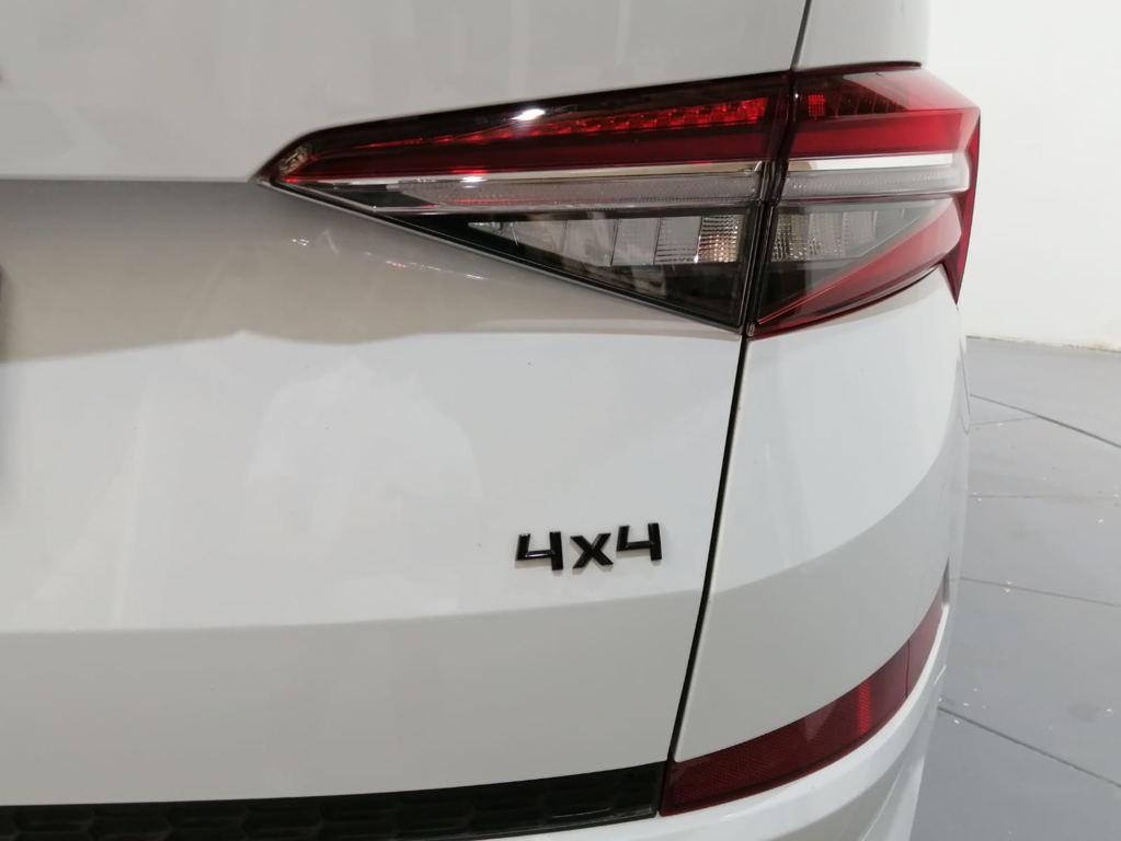 2.0 TDI Sportline 4x4 DSG 147 kW (200 CV)