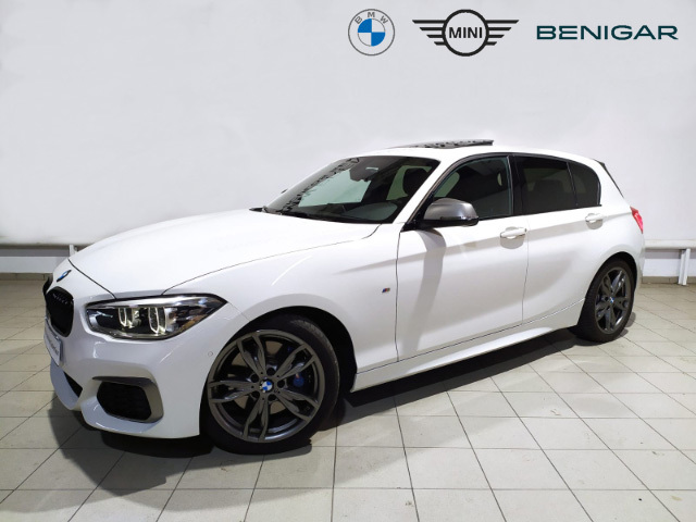 BMW Serie 1 M140i color Blanco. Año 2017. 250KW(340CV). Gasolina. En concesionario Hispamovil Elche de Alicante